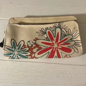 NEW ThirtyOne Perfect Cents Wallet